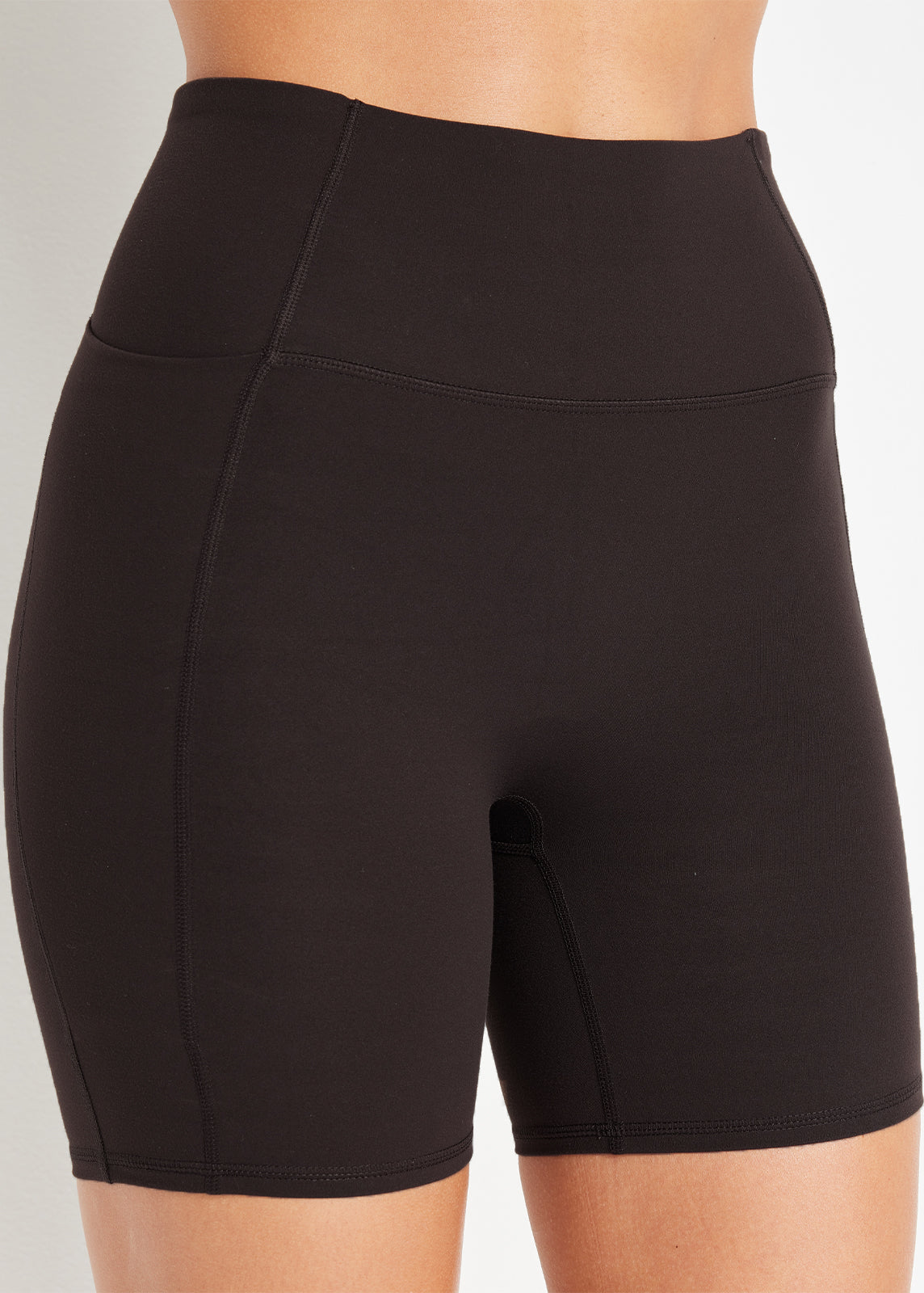 In Motion Side Pocket Short 14cm