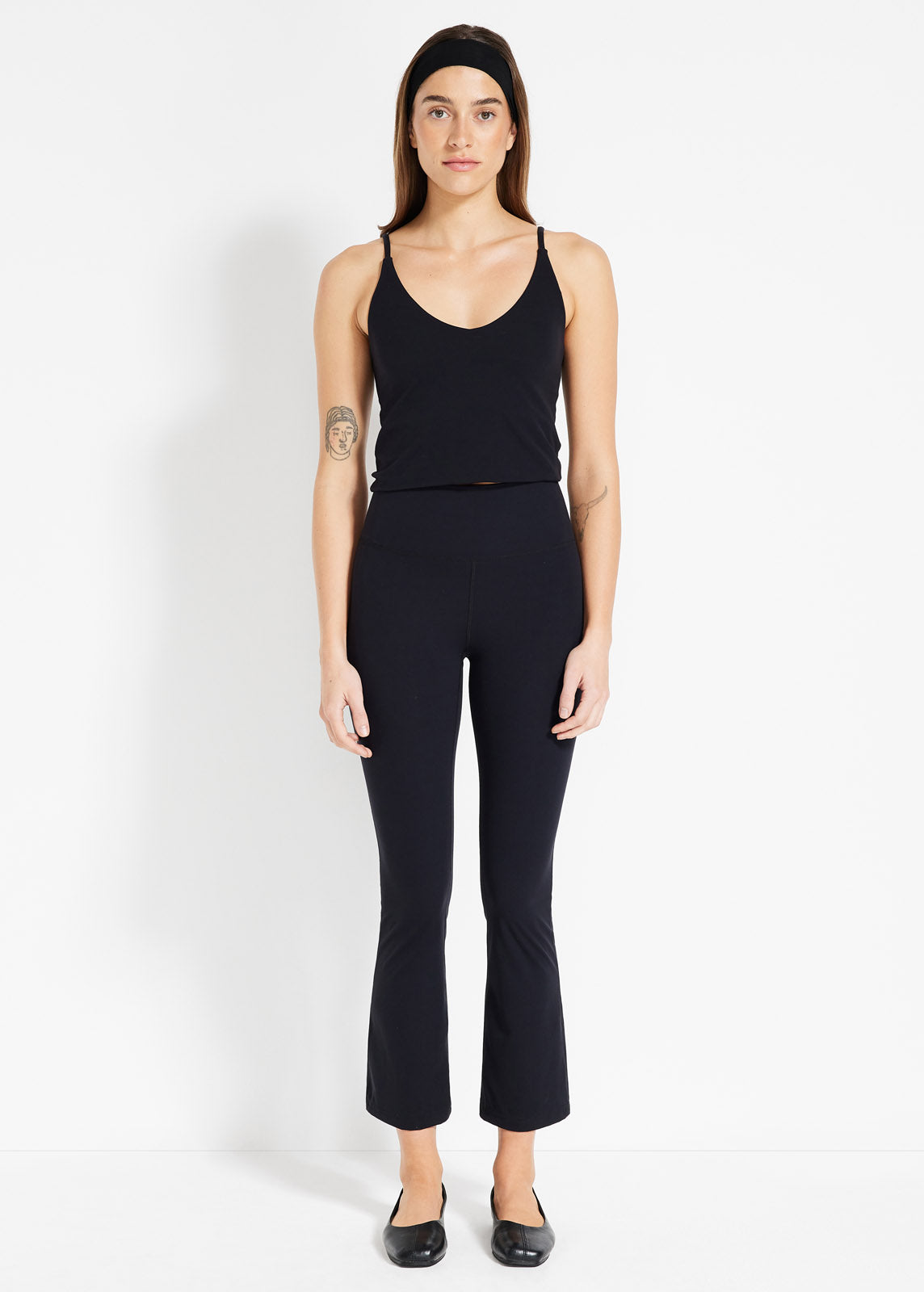 In Motion Pocket Cropped Flare Pant